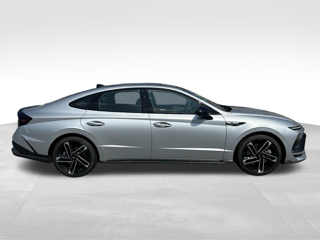 New 2026 Hyundai Sonata N Line FWD image 8