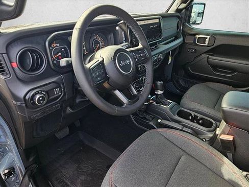 New 2026 Jeep Gladiator Rubicon w/ Steel Power Dome Hood Package AWD/4WD image 3