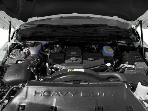 Used 2016 RAM 3500 Tradesman w/ Chrome Appearance Group AWD/4WD image 16