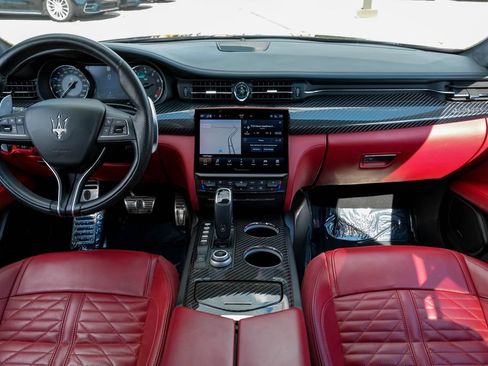 Used 2022 Maserati Quattroporte Trofeo RWD image 10