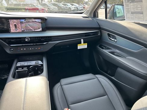 New 2026 Nissan Murano SL image 12