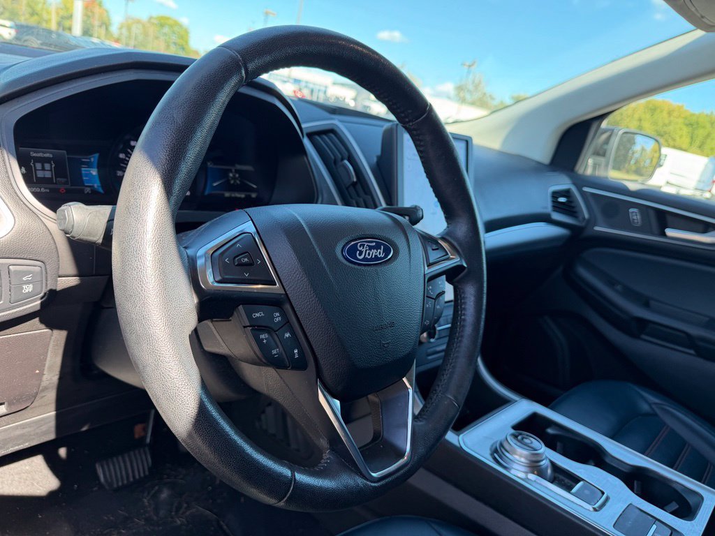 Used 2022 Ford Edge SEL w/ Sport Appearance Package AWD/4WD image 9