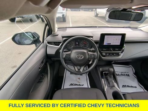 Used 2024 Toyota Corolla LE FWD image 40