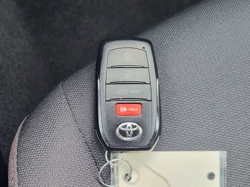 Used 2025 Toyota Corolla SE FWD image 20