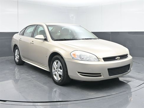 Used 2009 Chevrolet Impala LS image 1