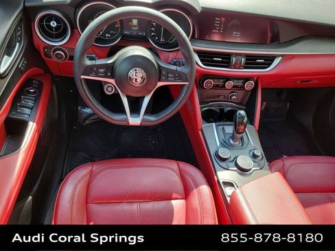 Used 2019 Alfa Romeo Stelvio Ti w/ Nero Edizione AWD/4WD image 18