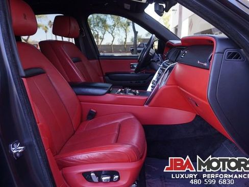 Used 2020 Rolls-Royce Cullinan image 22