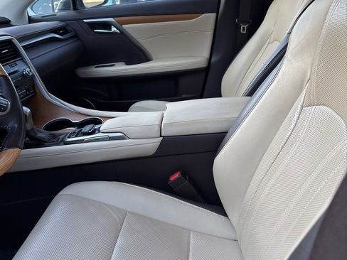 Used 2019 Lexus RX 350 AWD image 4