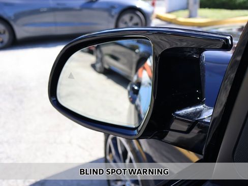 Used 2023 BMW X3 M40i w/ Premium Package image 6