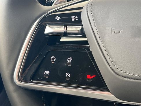 New 2026 Cadillac Lyriq V image 13