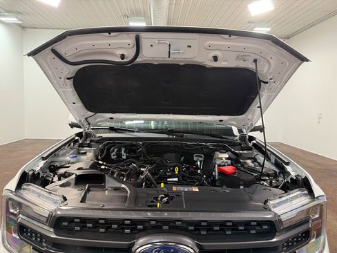 Used 2024 Ford Ranger Lariat w/ FX4 Off-Road Package image 19