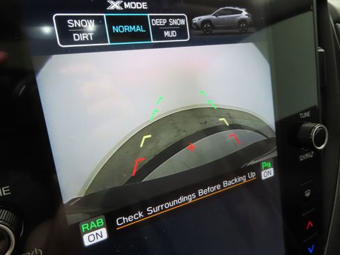 Certified 2025 Subaru Crosstrek 2.5i Limited w/ Crosstrek Mirror Package image 20