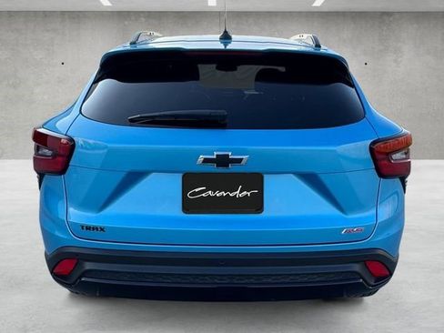 Used 2025 Chevrolet Trax RS w/ Sunroof Package FWD image 14