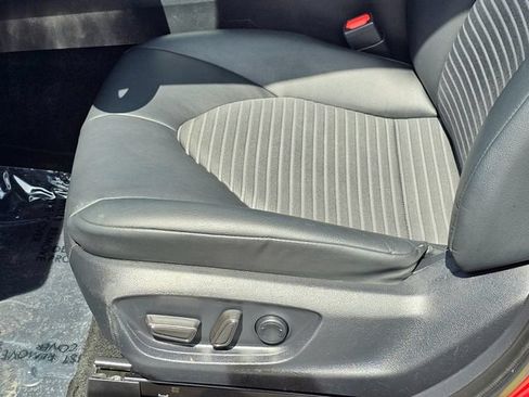 Used 2024 Toyota Camry SE FWD image 18