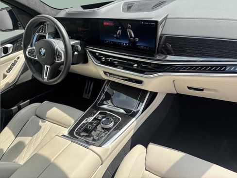 Used 2026 BMW X7 M60i AWD/4WD image 28
