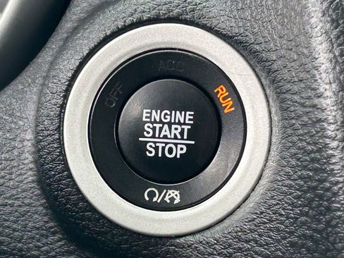 Used 2017 Dodge Journey GT w/ Flexible Seating Group image 15