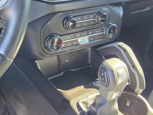 Used 2022 Ford Bronco Outer Banks image 25