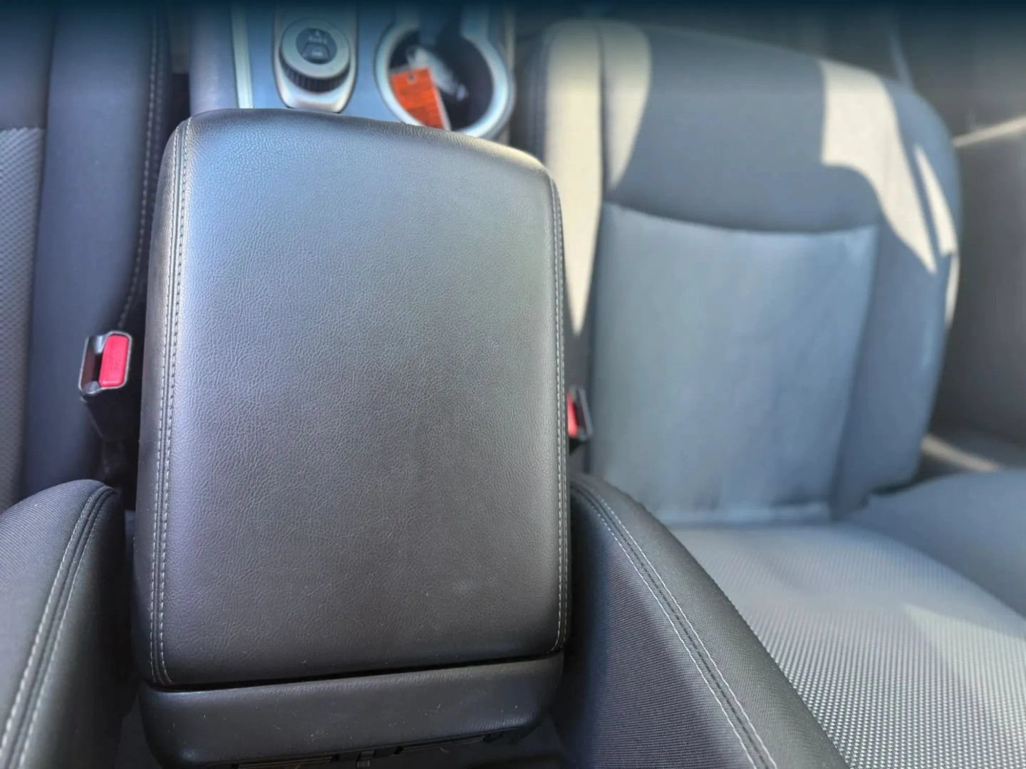 Used 2019 Nissan Pathfinder SV AWD/4WD image 24