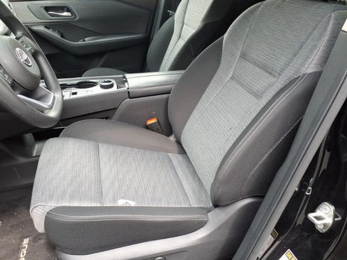 Used 2023 Nissan Rogue SV AWD/4WD image 11