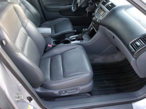 Used 2006 Honda Accord EX image 7
