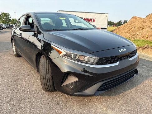 Used 2022 Kia Forte Sedan FWD image 11