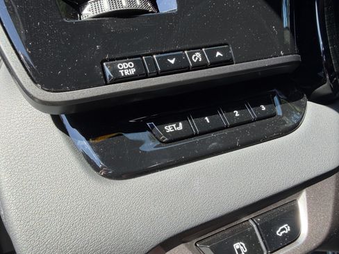 Used 2026 Lexus RX 500h F Sport w/ Appearance Package AWD/4WD image 14