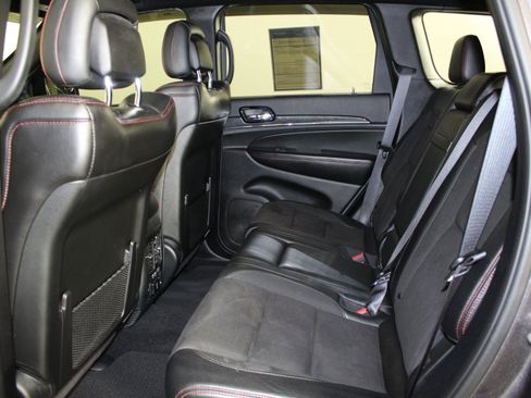 Used 2019 Jeep Grand Cherokee Trailhawk image 23