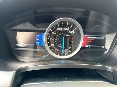 Used 2014 Ford Explorer XLT w/ Equipment Group 202A AWD/4WD image 19