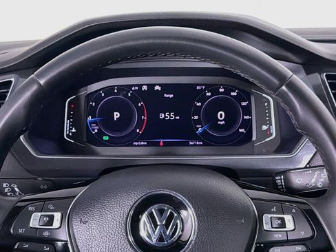 Used 2020 Volkswagen Tiguan SEL FWD image 20