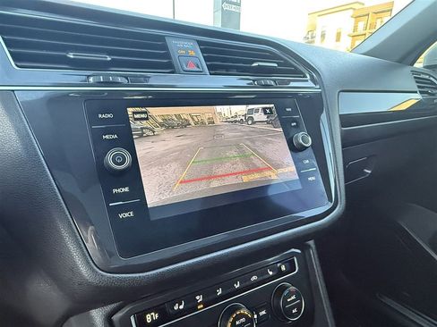 Used 2020 Volkswagen Tiguan SEL Premium R-Line image 37