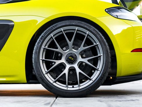 Used 2023 Porsche 718 Cayman GT4 RS image 19