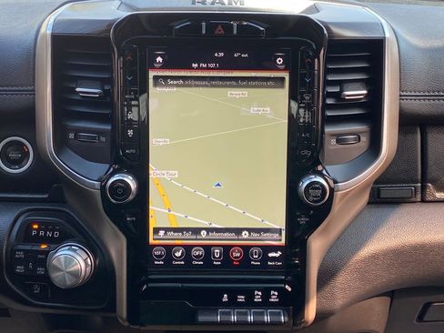 Used 2019 RAM 1500 Laramie AWD/4WD image 23