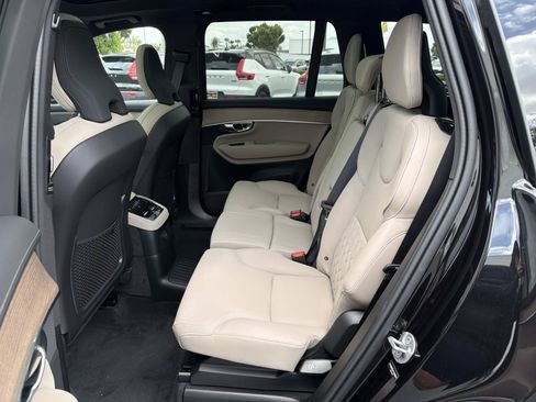 New 2026 Volvo XC90 T8 Plus AWD/4WD image 17