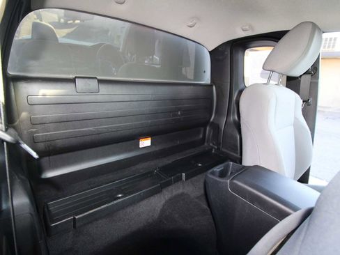 Used 2020 Toyota Tacoma SR image 45