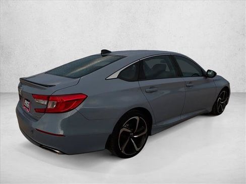 Used 2022 Honda Accord Sport image 3