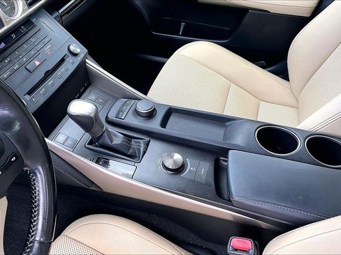 Used 2016 Lexus IS 300 AWD w/ Premium Package image 13