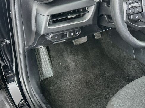 Used 2025 Kia K4 FWD image 17
