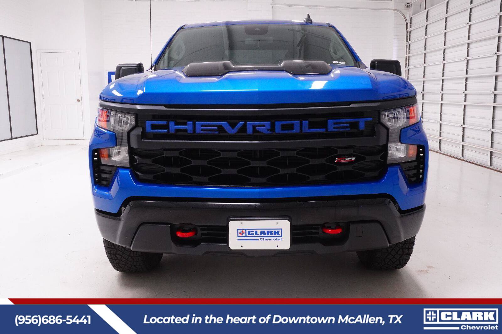 Used 2024 Chevrolet Silverado 1500 Custom Trail Boss AWD/4WD image 2