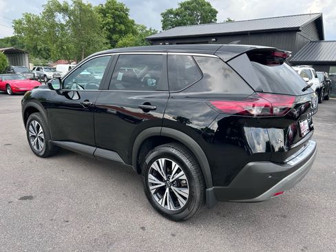Used 2023 Nissan Rogue SV AWD/4WD image 7