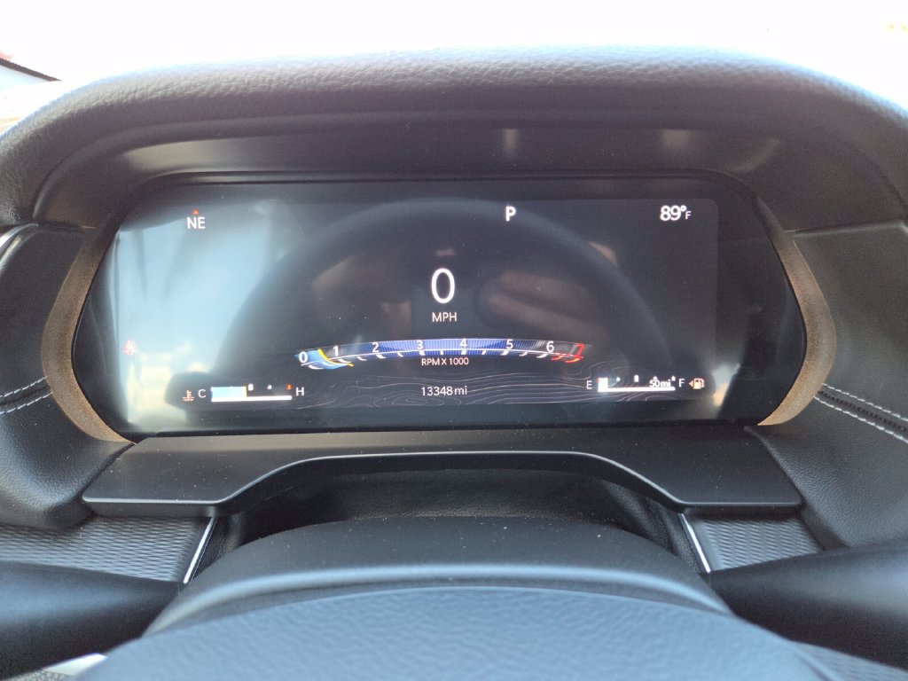 Used 2025 Jeep Grand Cherokee Laredo RWD image 35