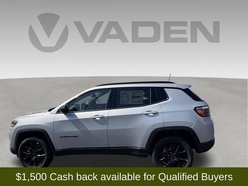 New 2026 Jeep Compass Latitude AWD/4WD image 2