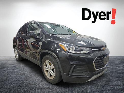 Certified 2020 Chevrolet Trax LT w/ LT Convenience Package image 1