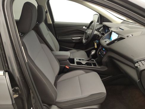 Used 2018 Ford Escape SE w/ Ford Safe & Smart Package FWD image 21