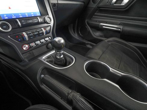 Used 2020 Ford Mustang GT Premium w/ Equipment Group 401A image 20