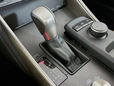 Used 2016 Lexus IS 200t image 24