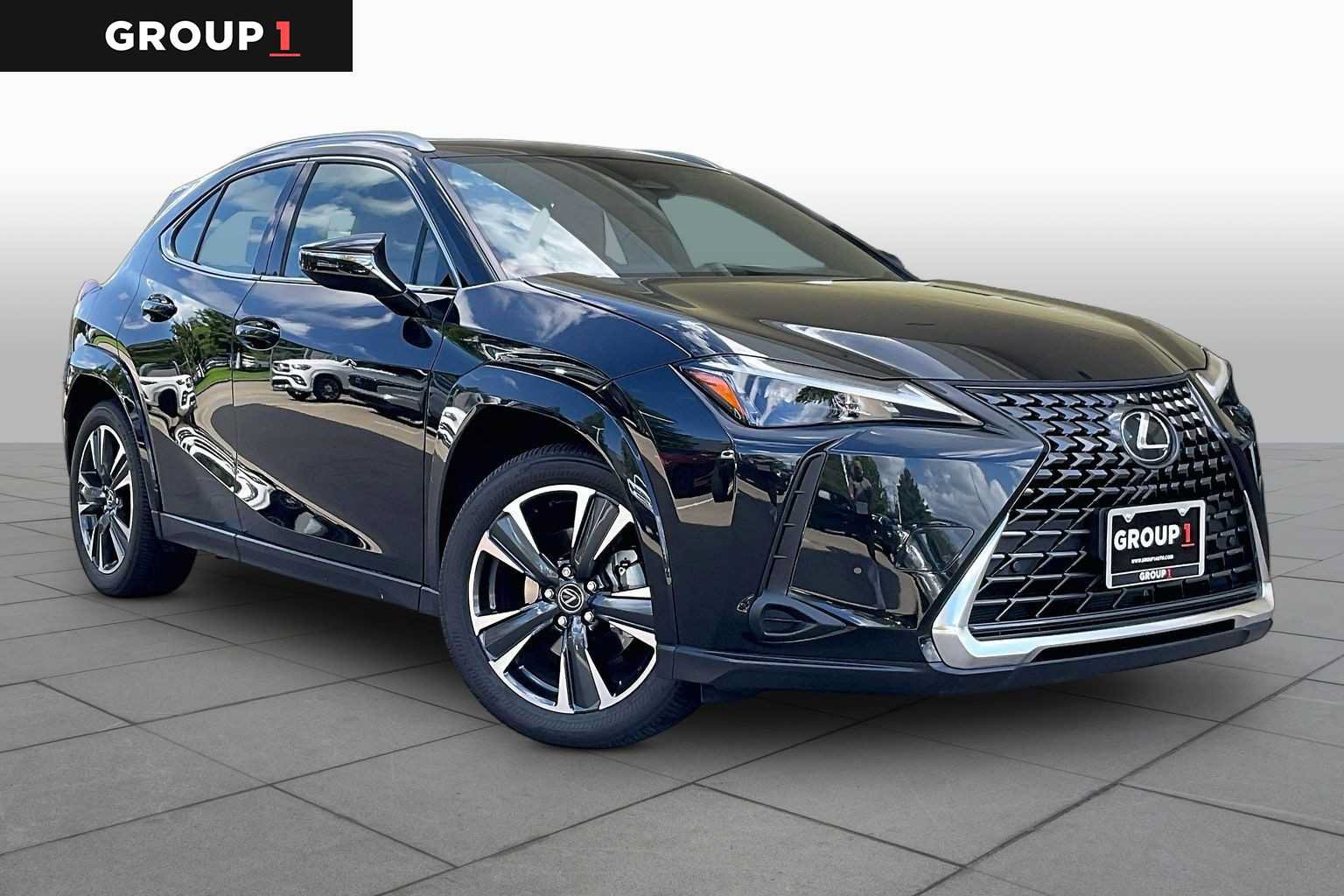 Used 2026 Lexus UX 300h FWD w/ Cold Area Package image 3