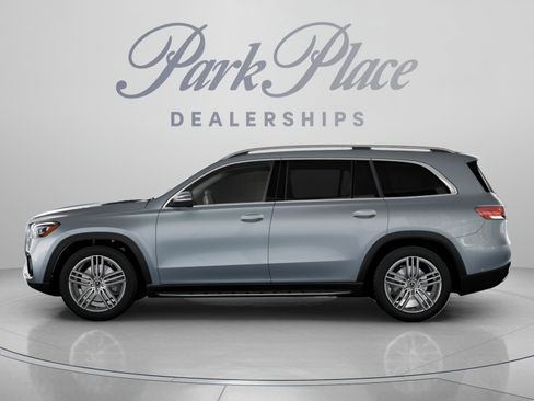 Used 2026 Mercedes-Benz GLS 450 4MATIC image 7