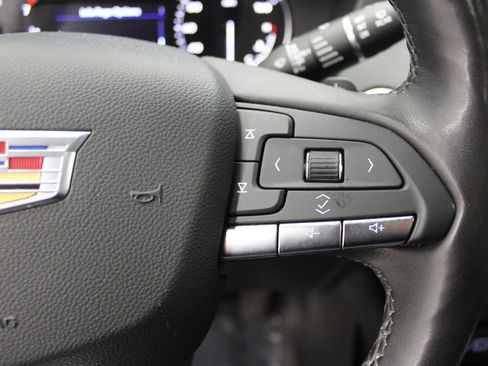 Used 2020 Cadillac XT4 Premium Luxury image 22