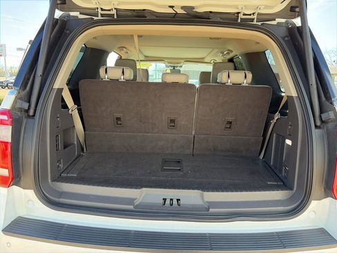 Used 2020 Ford Expedition XLT w/ Equipment Group 202A image 9