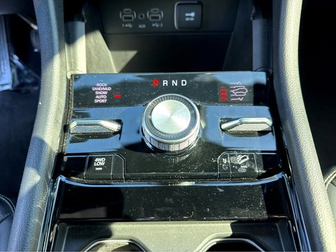 Certified 2023 Jeep Grand Cherokee Overland image 23